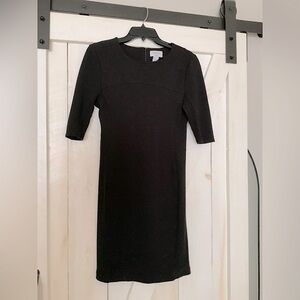 Carmen Marc Valvo Black Sheath Dress 3/4 Sleeve Crew Neck